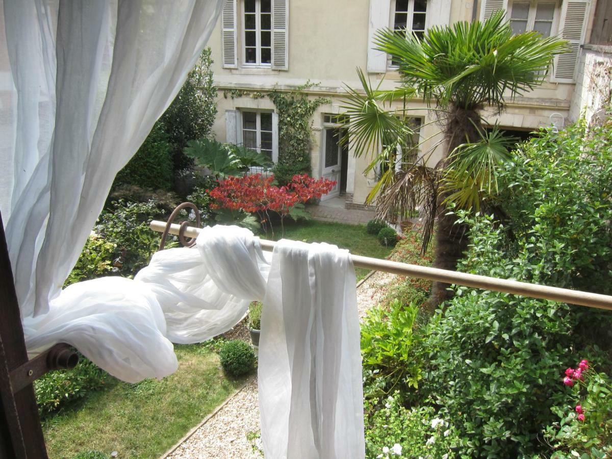 Beaumont-le-Roger Le Murmure De La Falaise B&B 외부 사진