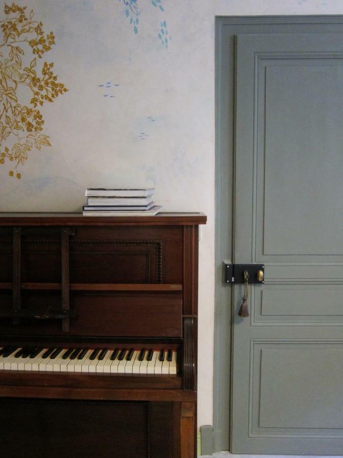 Beaumont-le-Roger Le Murmure De La Falaise B&B 외부 사진
